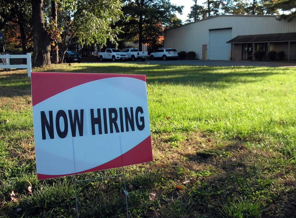 US jobs report May 2026 showing strong labor market growth with 172,000 jobs added and steady unemployment.