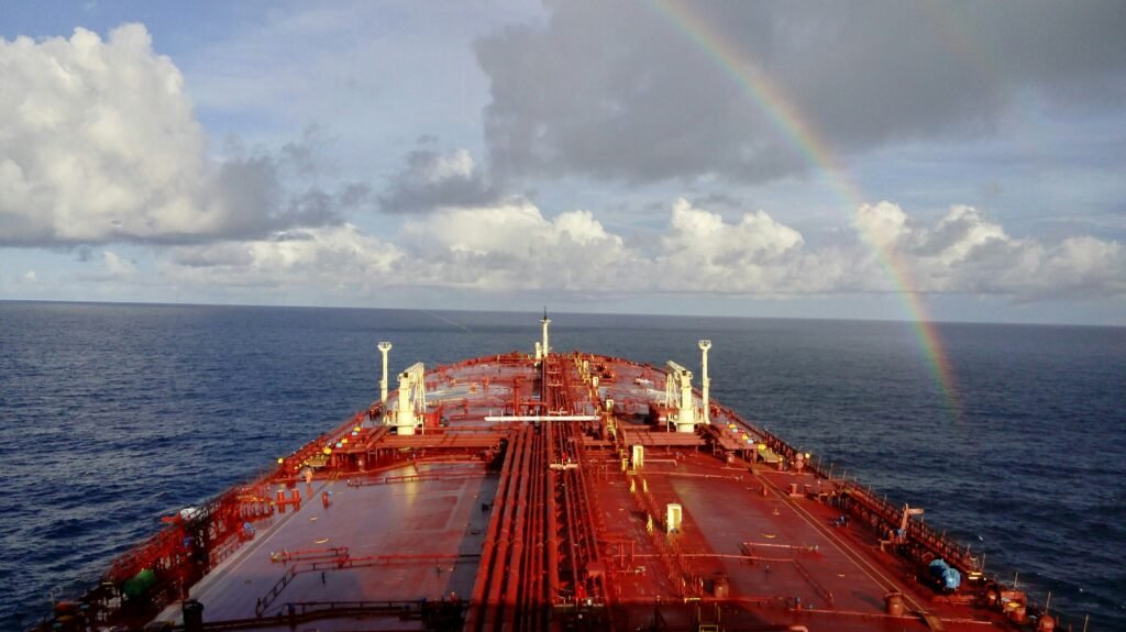 Oil tanker navigating near the Strait of Hormuz as global energy markets rely on alternative routes and hidden crude shipments.